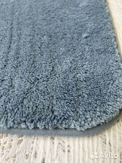 Антискользящий коврик для ванной синий 60/100