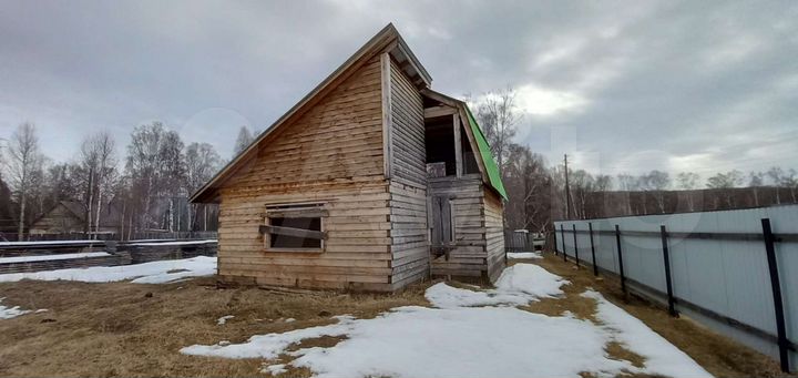 Дом 35 м² на участке 8 сот.