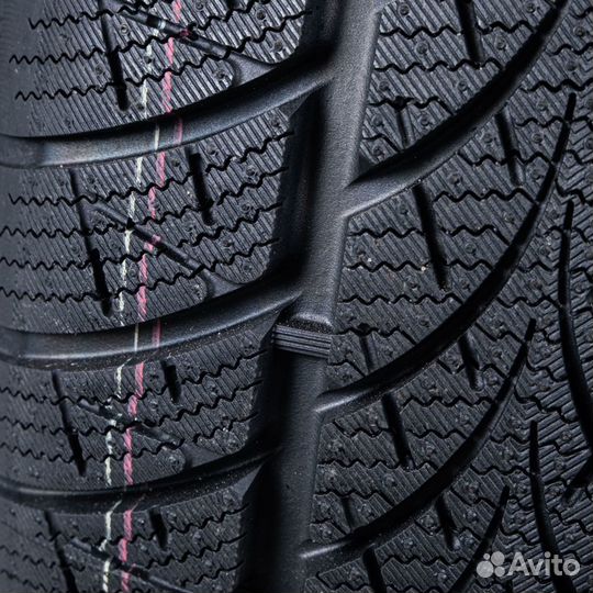 Triangle WinterX TW401 215/55 R17 98V