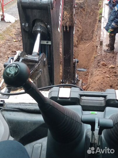 Машинист экскаватора погрузчика