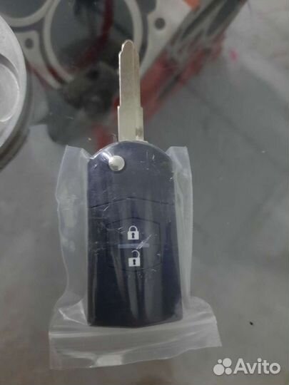 Ключ Мазда 3 BK