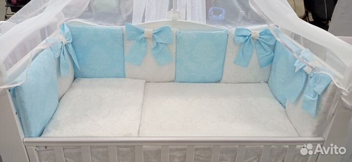 Комплект в детскую кроватку
