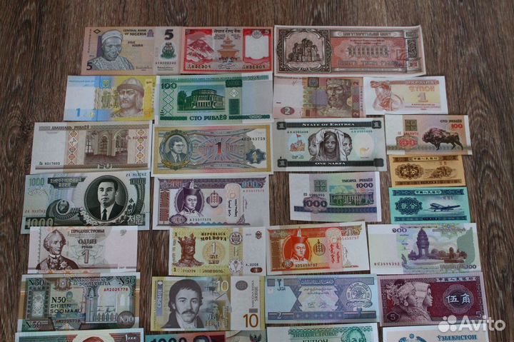 Набор Иностранных Банкнот 50шт 