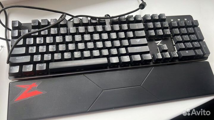 Клавиатура механическая