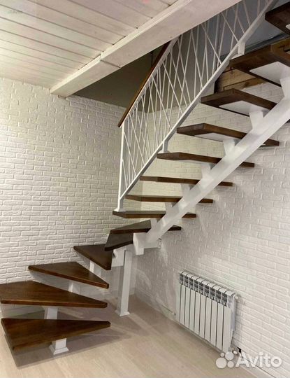 Лестница из металла