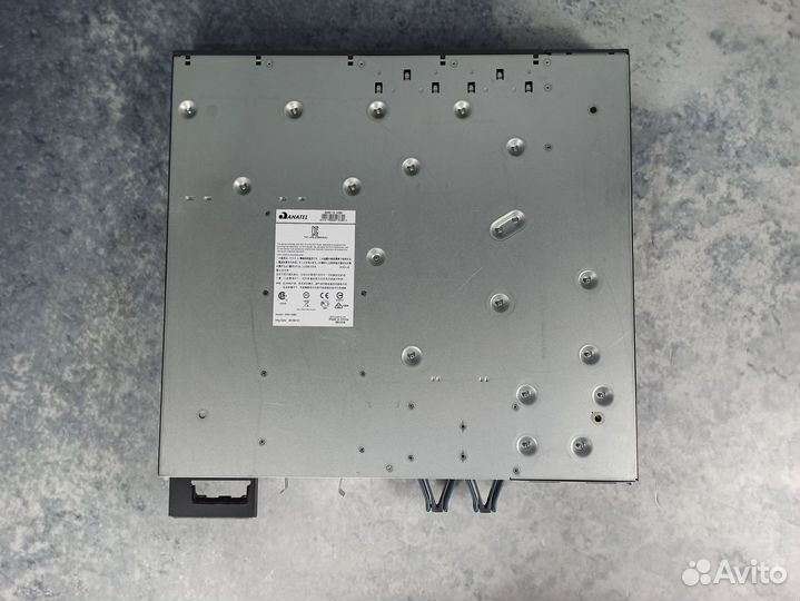 Коммутатор Cisco WS-C3750X-24T-S V04