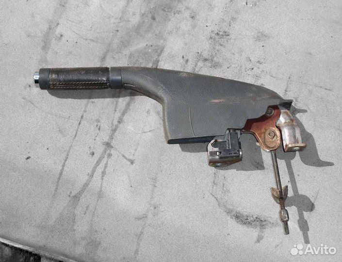 Ручник VW Polo 04г