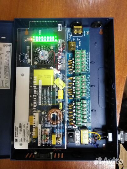 Бесперебойный блок питания 12В (видеонаблюдение)