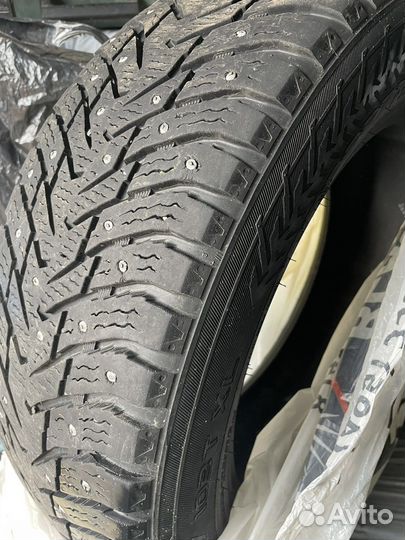 Nokian Tyres Hakkapeliitta 8 SUV 215/65 R17 103T