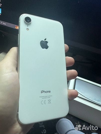 iPhone Xr, 64 ГБ