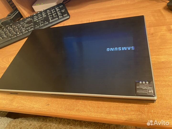 Продам ноутбук Samsung NP305V5A
