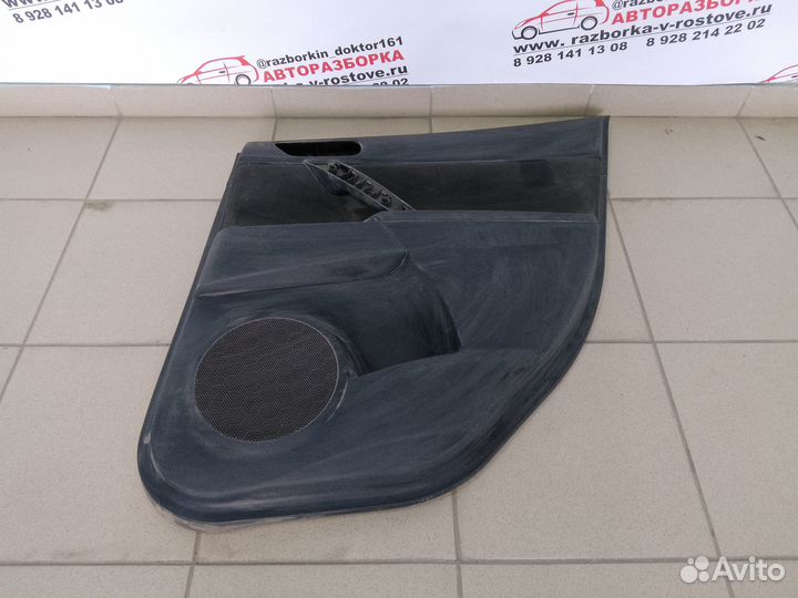 Обшивка двери задней правой Mazda 3 BL