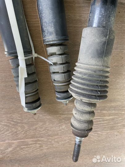 Стойки с пружинами Лада Ларгус