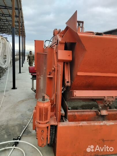 Несушка для блока