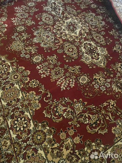 Ковер шерстяной