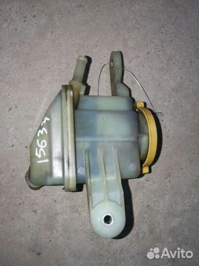 Бачок гур Subaru Forester SH