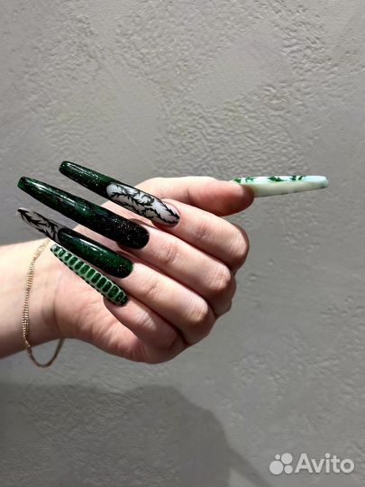 Мастер маникюра и наращивания ногтей