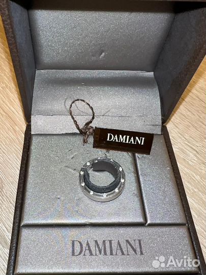 Обручальные кольца Damiani