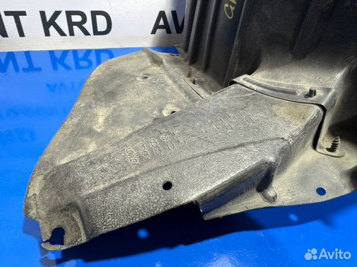 Подкрылок передний правый Toyota Mark X GRX120 4GR