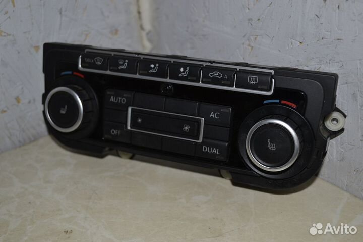 Блок управления печкой Volkswagen Jetta 5