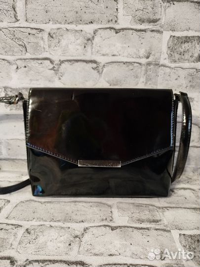 Небольшие сумочки, косметички