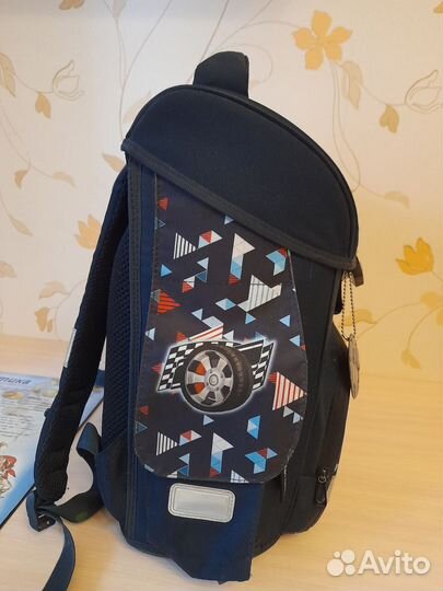 Портфель школьный для мальчика