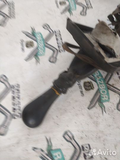 Кулиса МКПП Nissan Serena C23