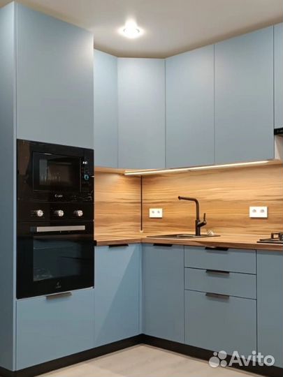 Кухня голубая в наличии