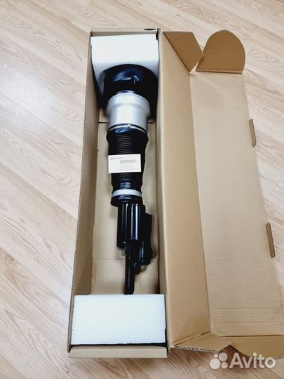 Пневмостойка Мерседес S-Class W221 4matic