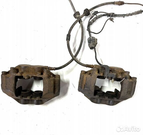 Суппорт передний Mercedes W140