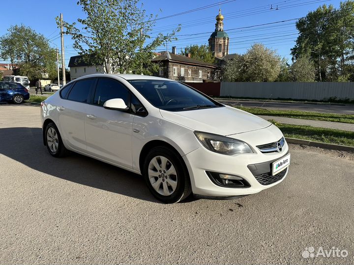 Opel Astra 1.6 МТ, 2014, 199 560 км