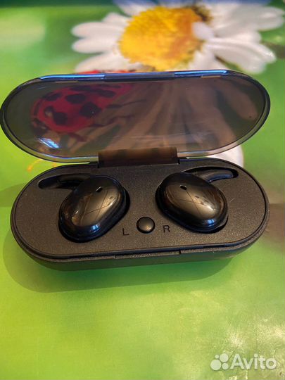 Беспроводные наушники