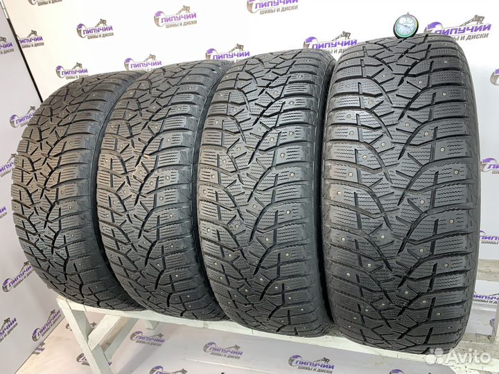 Bridgestone Blizzak Spike-02 SUV 275/55 R20 117T
