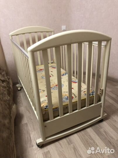 Кроватка baby Italia