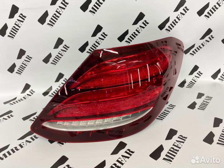 Задний правый фонарь Mercedes Benz E klasse w213