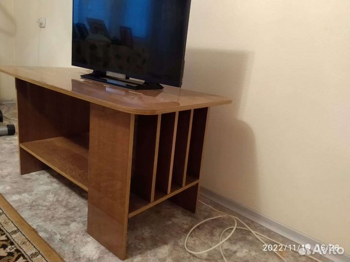 Журнальный стол