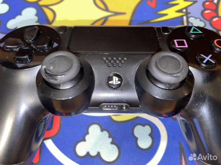 Геймпад DualShock 4