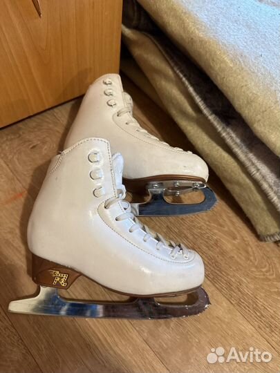 Фигурные коньки risport 195