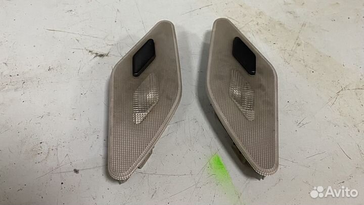 Плафоны салона задний правый задний левый W140