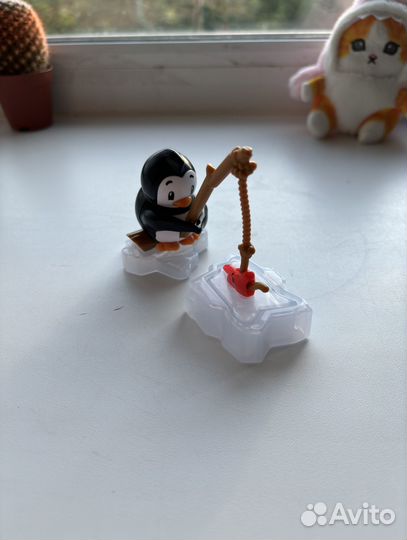 Игрушка из большого киндера