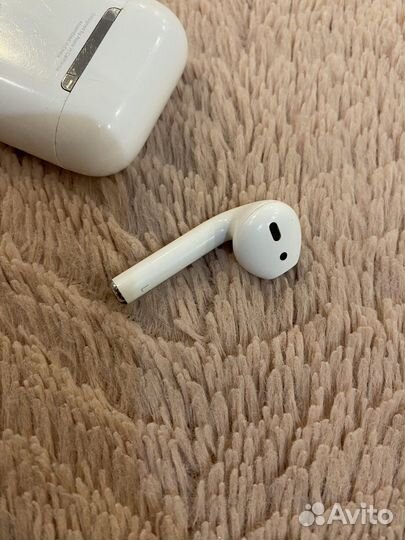 Airpods 1 кейс+наушник правый оригинал