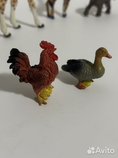 Игрушки фигурки животных