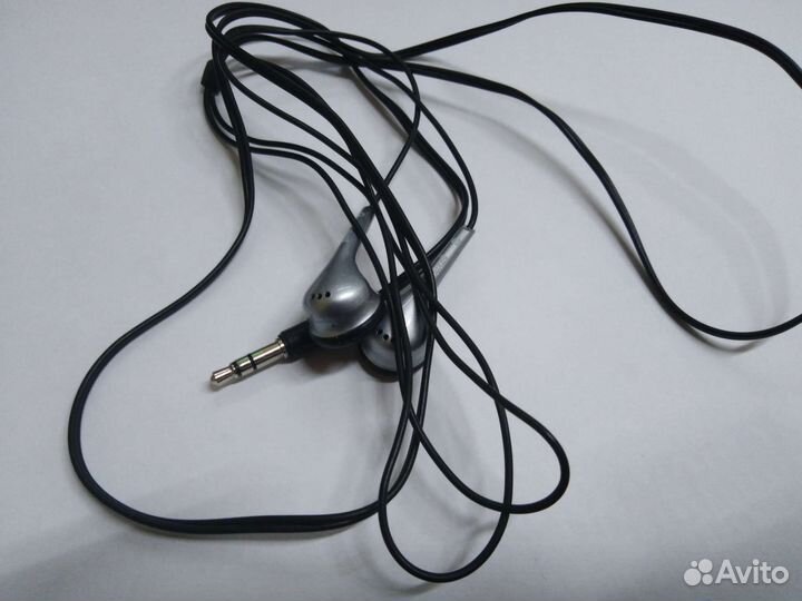 Наушники разные