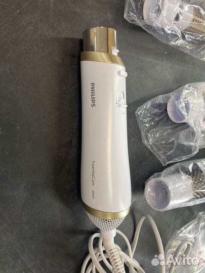 Фен-щетка Philips HP8663