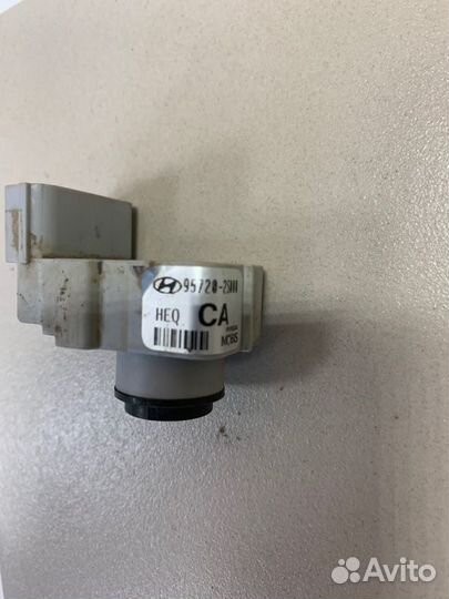 Датчик парковки Hyundai Tucson