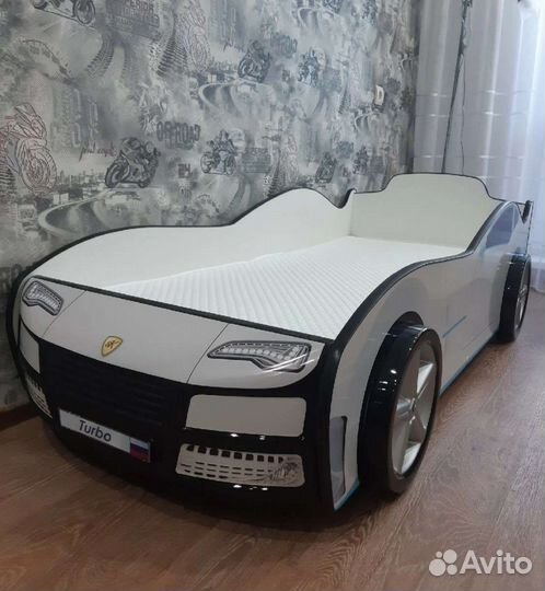 Кровать машинка детская