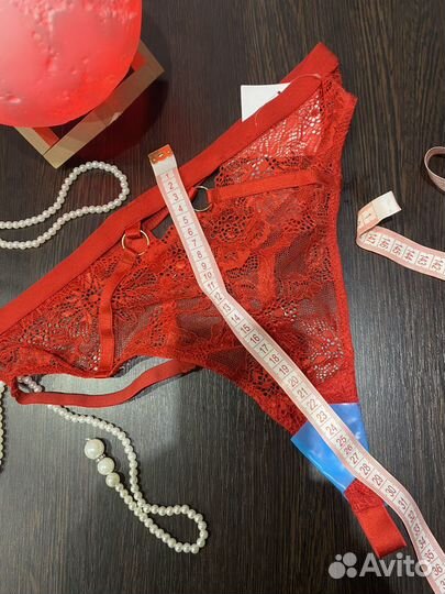 Женские трусики стринги