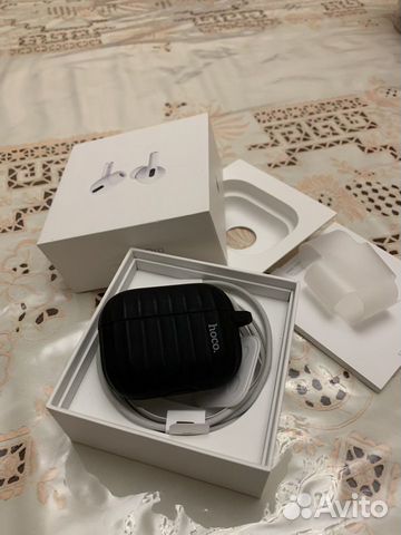 Airpods про