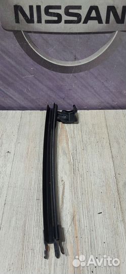 Направляющая стекла Nissan teana J32 Прав