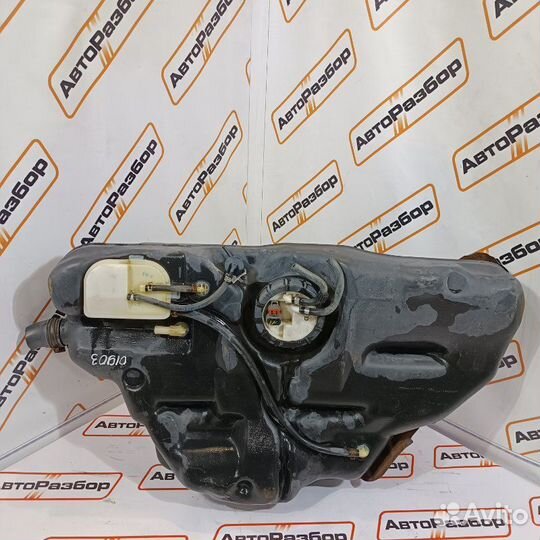 Бак топливный Nissan March K11